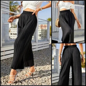 Industry High Rise Pleated Cropped Pull On Navy Pants With Pockets Size S New!